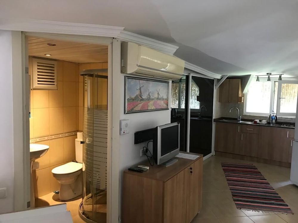 The Hill Glamping 17/47