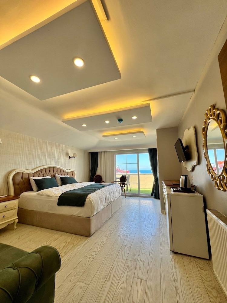 Andalouse Airport Suite Hotel 17/50