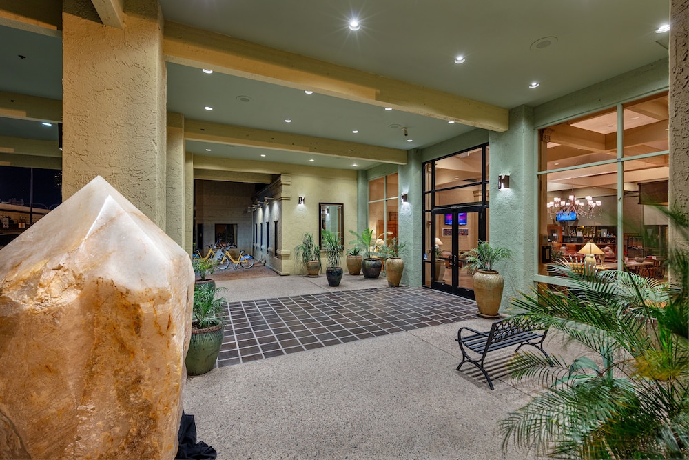Ramada by Wyndham Tucson 7/63