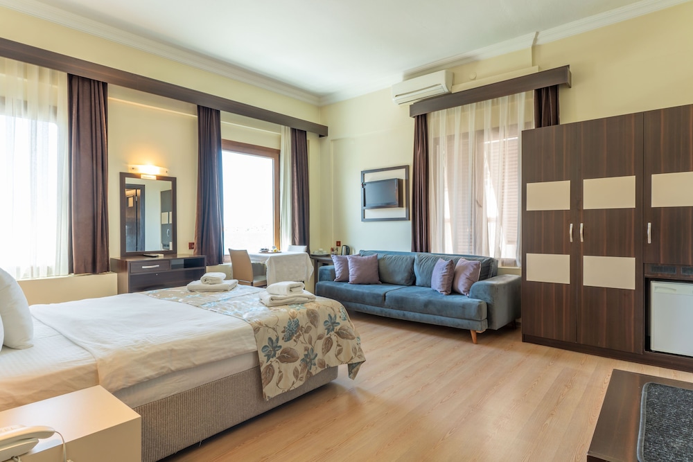 Hotel Karacam 17/50