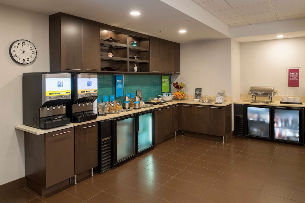 Hampton Inn Suites By Hilton Halifax Dartmouth 5/42
