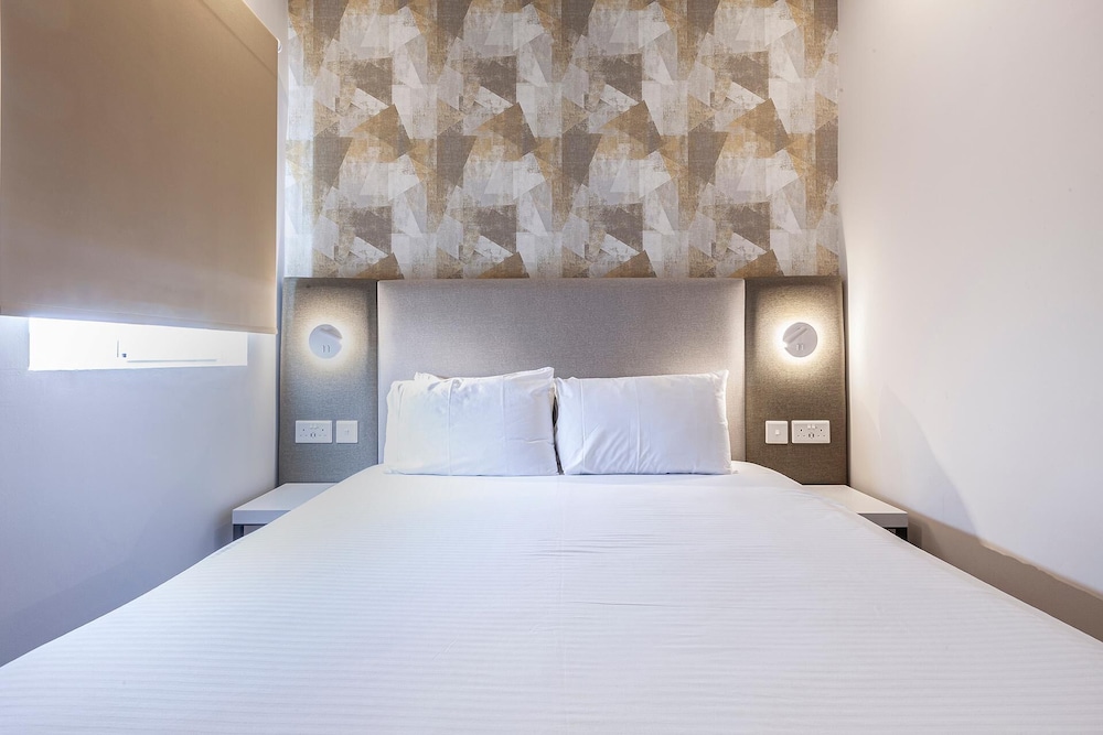 2 Bedrooms, Apartment
