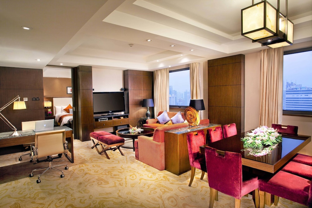Courtyard By Marriott Xujiahui 41/56