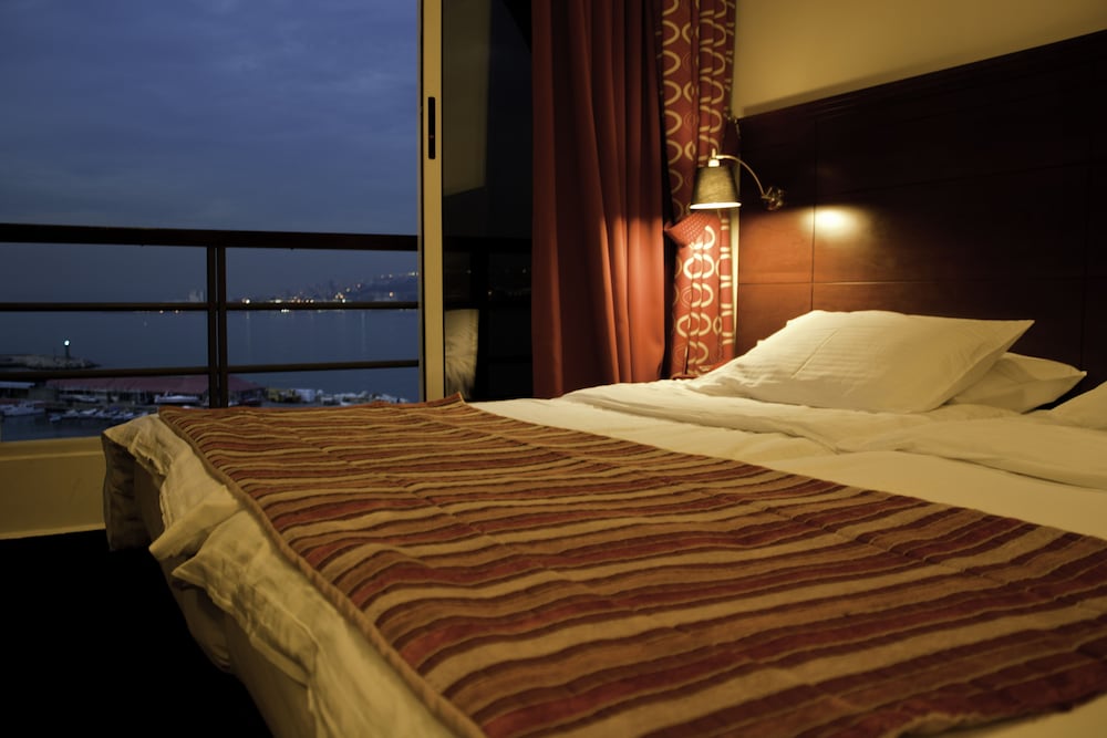 Bel Azur Jounieh 13/39