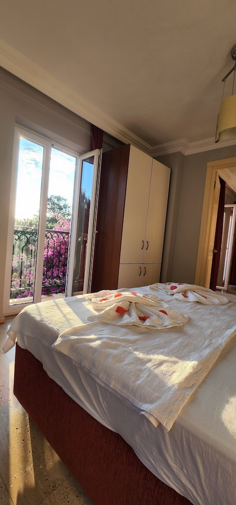 Antas Deluxe Apartments 27/69