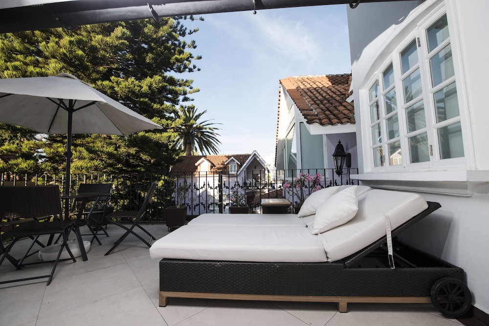 Casa Bonita Hotel and Luxury Residence 5/50