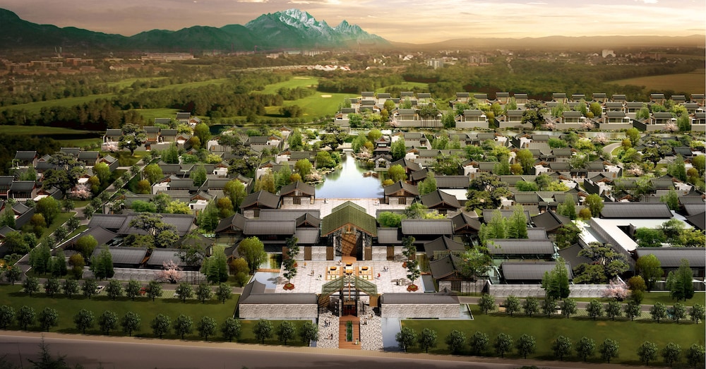 PULLMAN LIJIANG RESORT AND SPA 45/50
