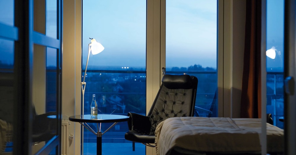 First Hotel Planetstaden 36/83