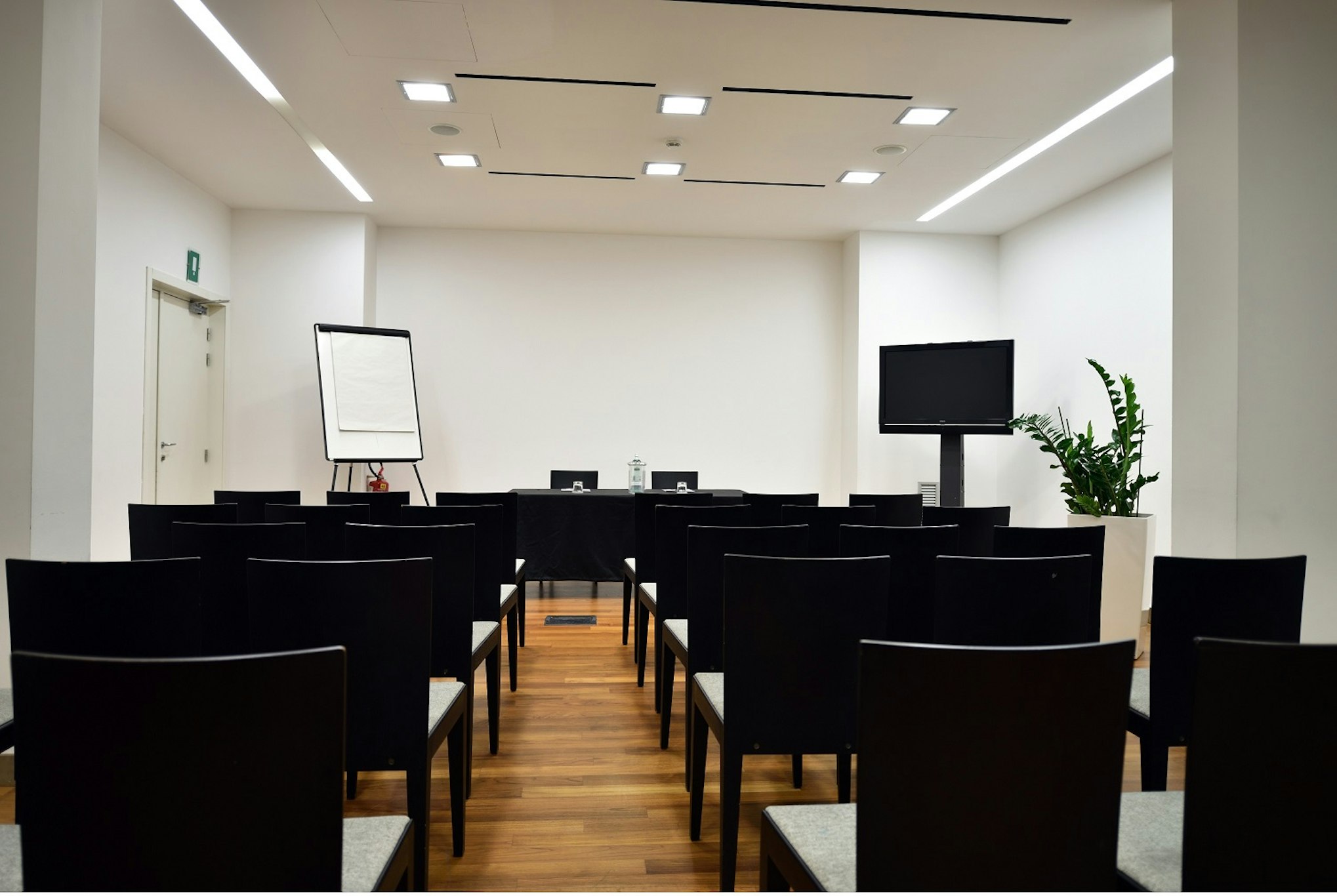 H2C HOTEL MILANOFIORI 41/50