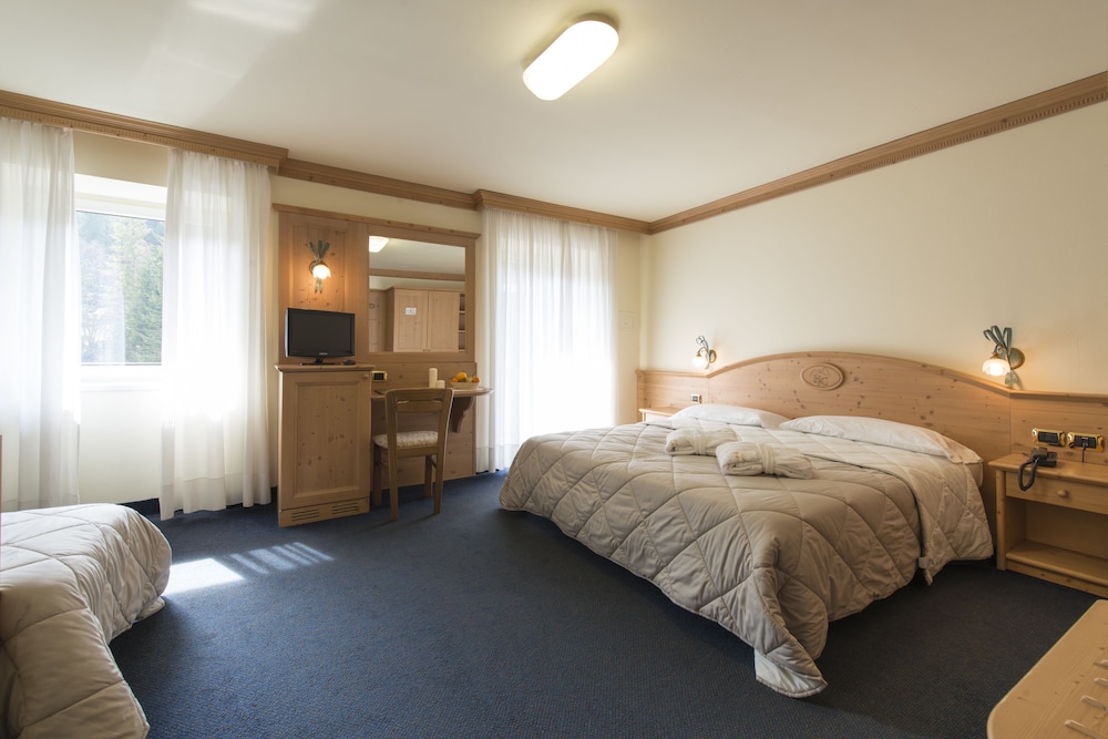 Hotel Colfosco 8/50