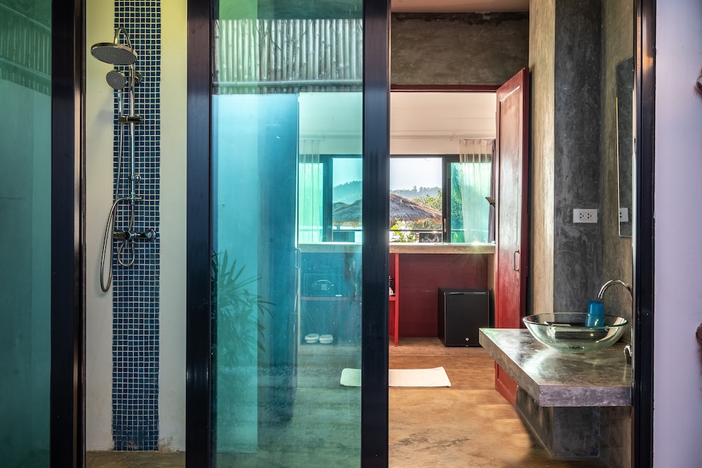 SANCTUARY NAM NGUM BEACH RESORT 53/53