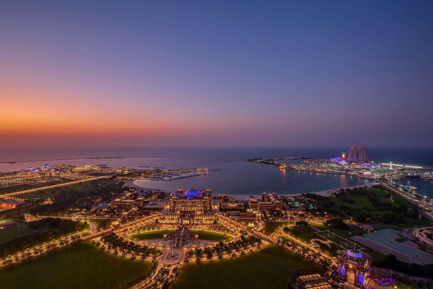 Grand Hyatt Abu Dhabi Hotel and Residences Emirates Pearl 45/47