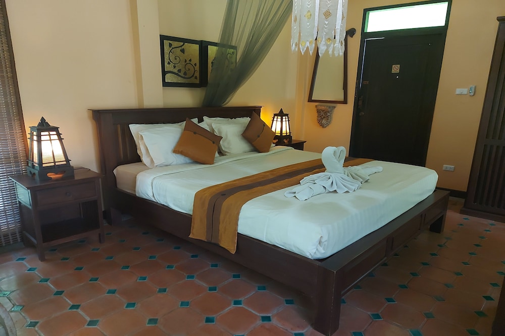 Baan Chai Thung 32/81