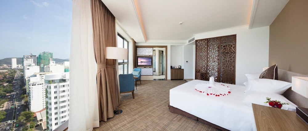 Panorama, Como, Suite, King Bed