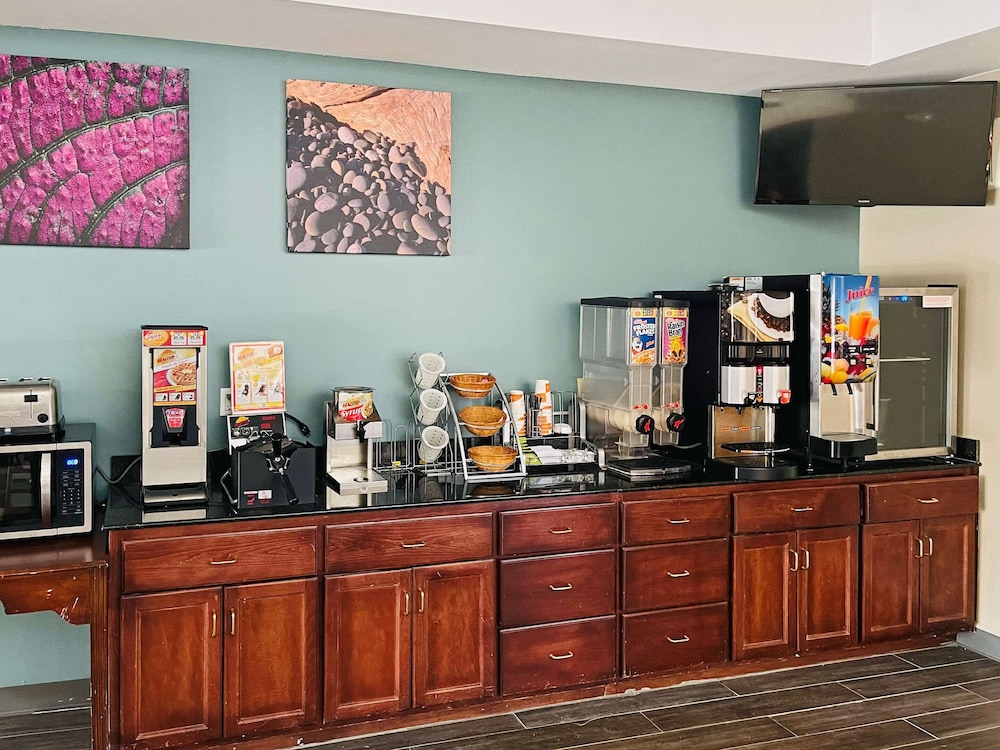 Sleep Inn & Suites Foley - Gulf Shores North 15/17
