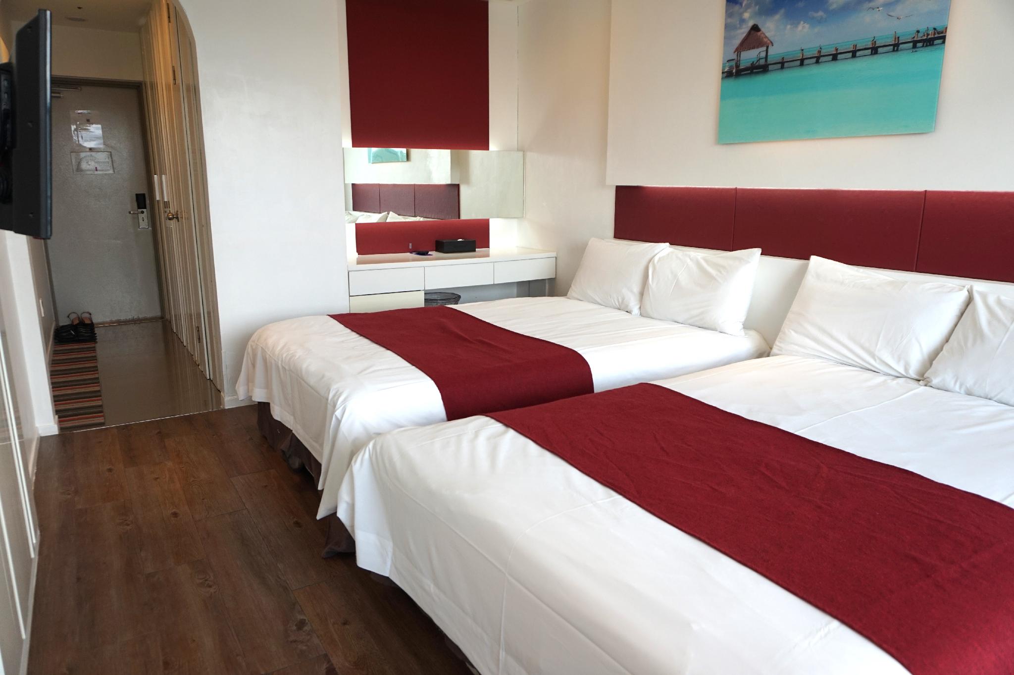 Family, 2 Double Beds, Town View