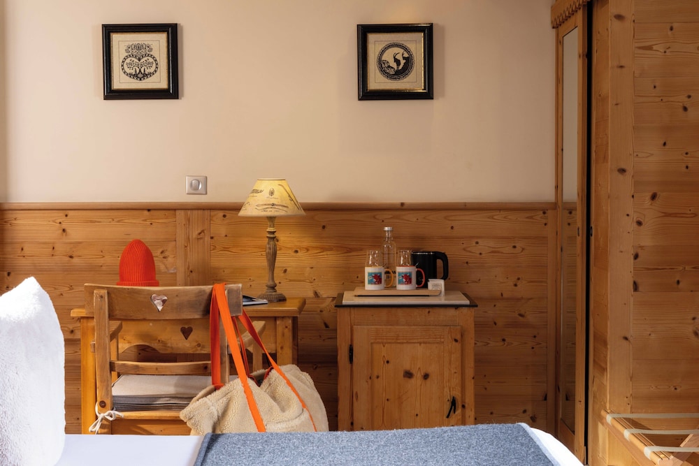 Auberge Du Manoir 39/50