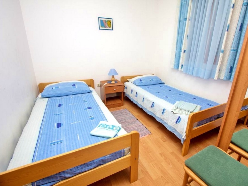 HOTEL APARTMENTS IRENA 9/20