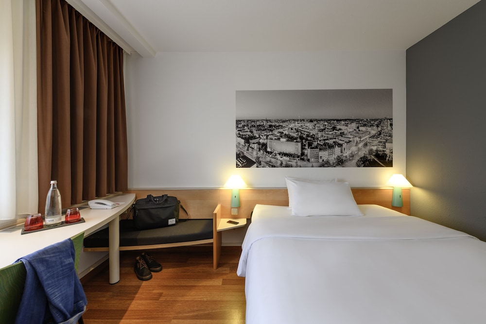 IBIS HANNOVER MEDICAL PARK 16/64