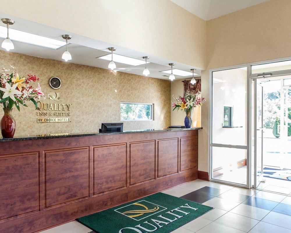 Quality Inn & Suites Cartersville North 4/42