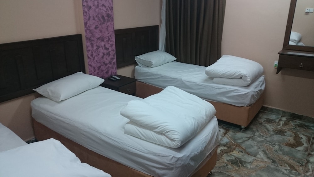 Sea Beach Hotel 24/44