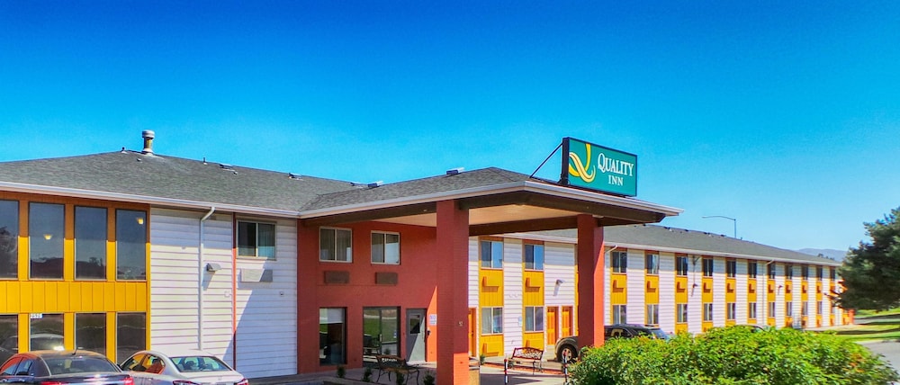 Quality Inn Airport Boise ID 2/50