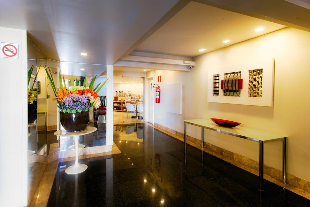 Boulevard Express Hotel 23/30