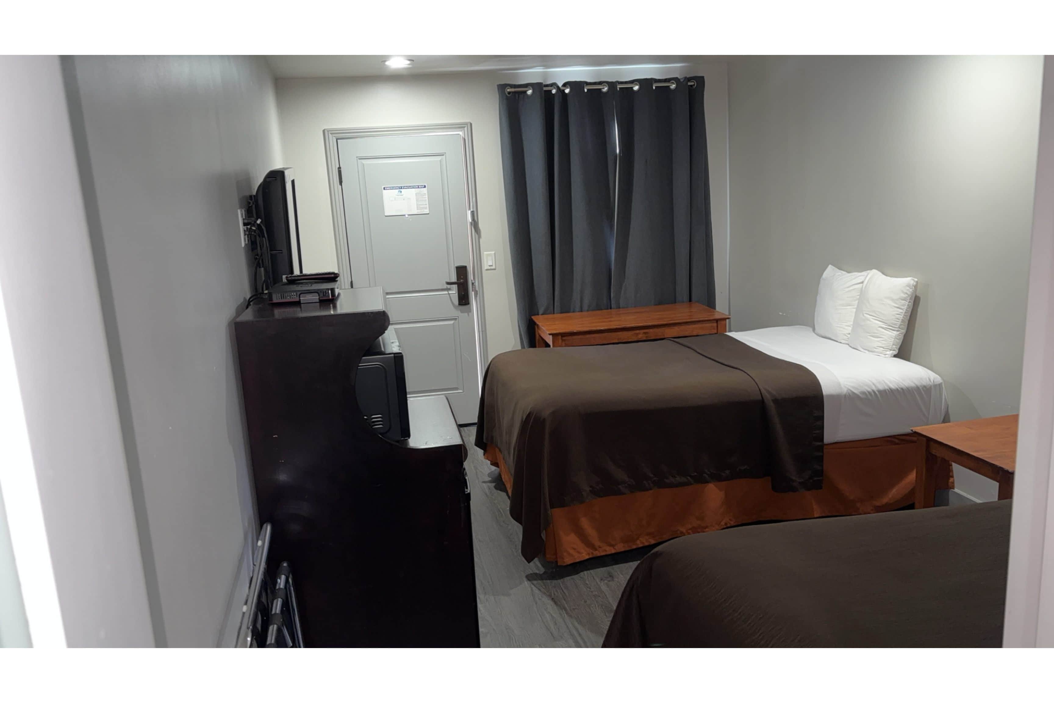 6 Rivers Motel 31/56