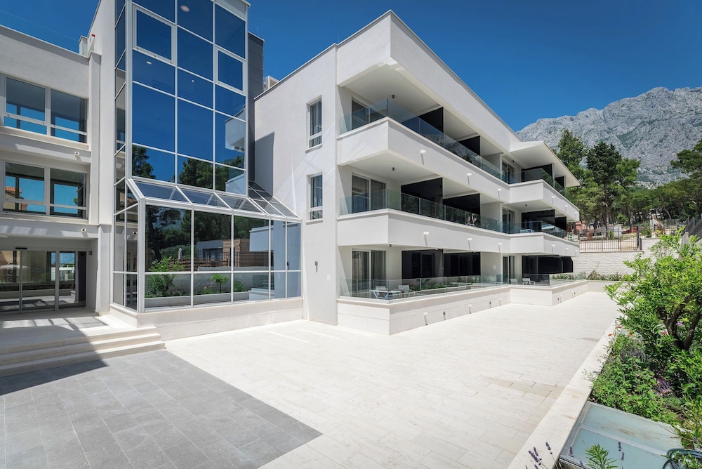 Hotel Mirjam 44/50