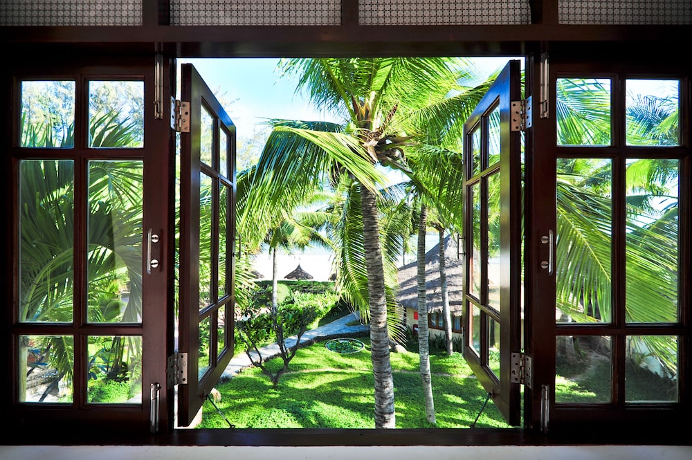 Four Oceans Resort 19/42