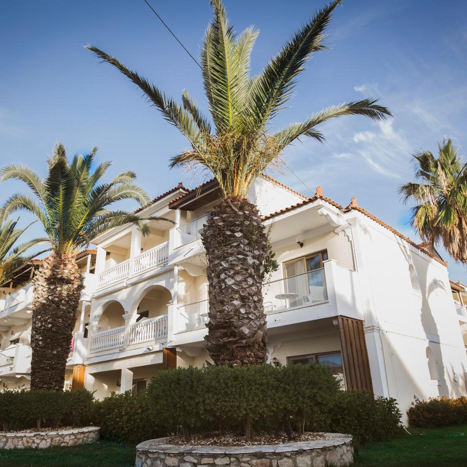 VenusHotel and Suites 44/50