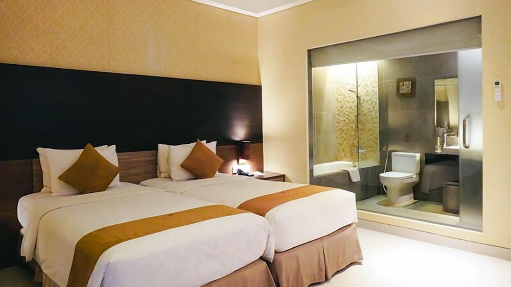 Crystal Lotus Hotel 15/63