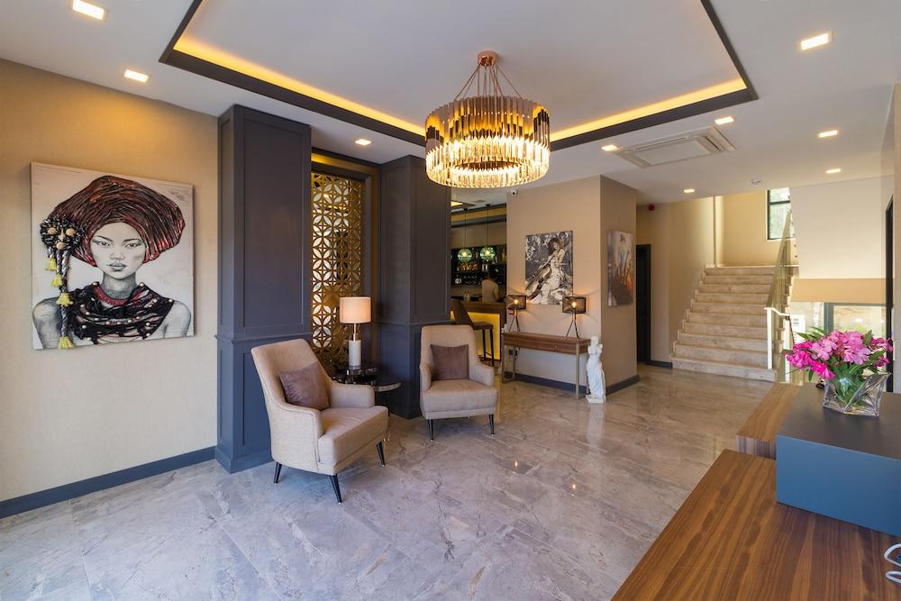 Amossoia Elite Boutique Hotel 23/33