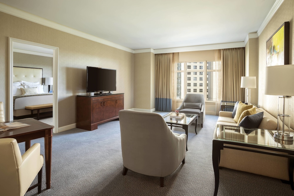 The Ritz-Carlton, Dallas 23/48