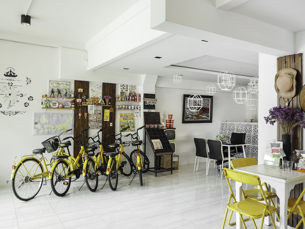 OYO 983 The Private Hotel 28/38