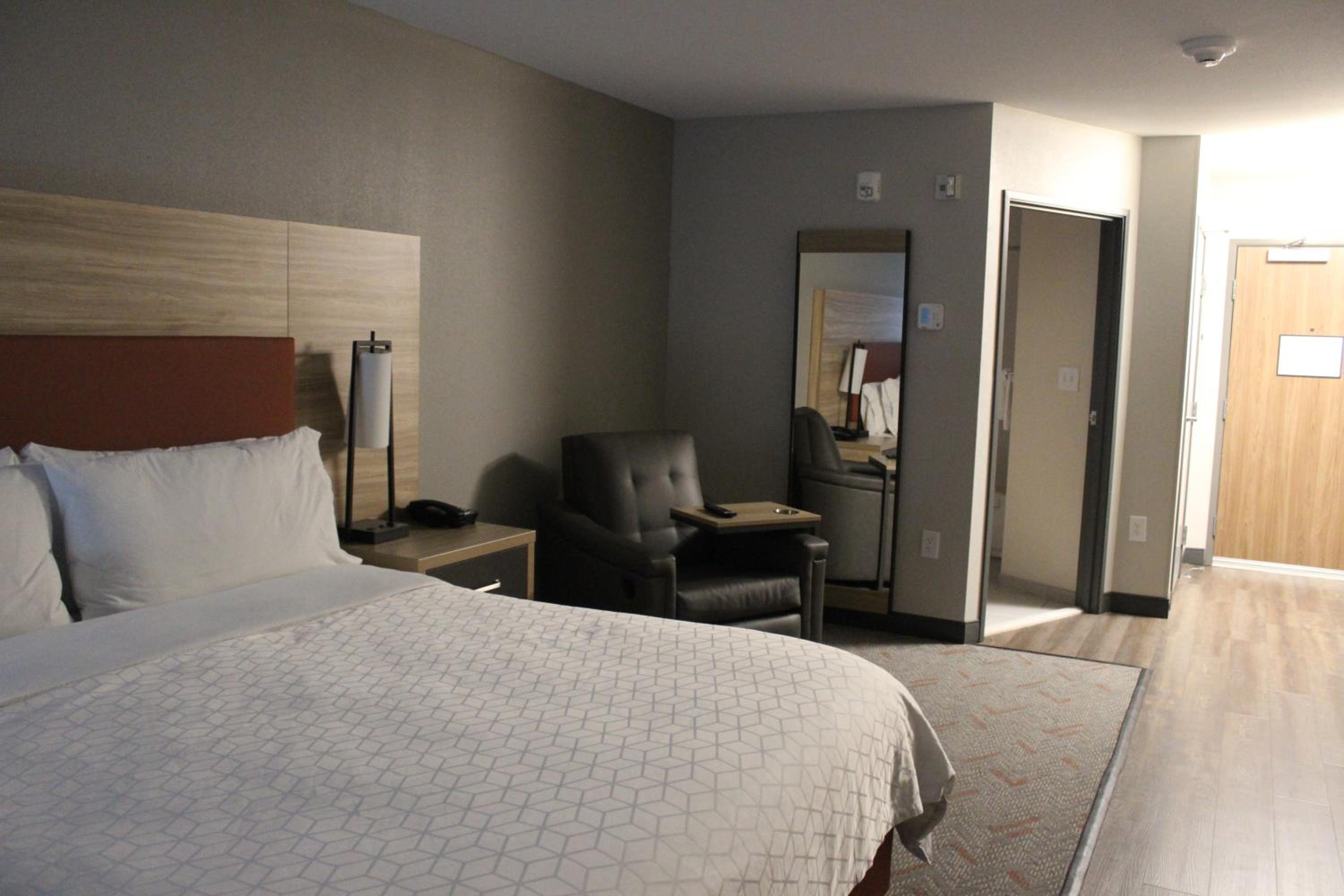 Superior, Suite, King Bed