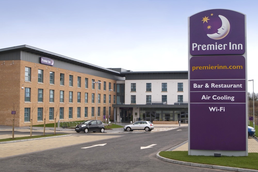 Premier Inn Edinburgh Airport (M9, Jct1) 23/28
