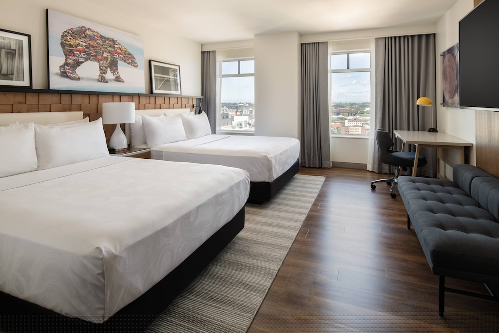 The Bidwell Marriott Portland 10/43