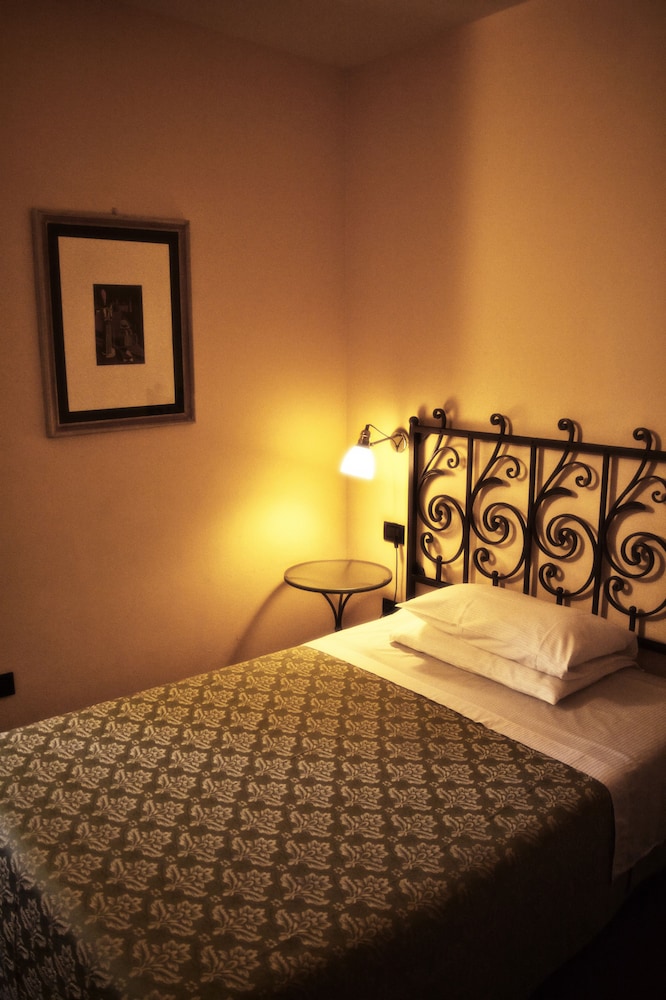 Hotel de Prati 15/59