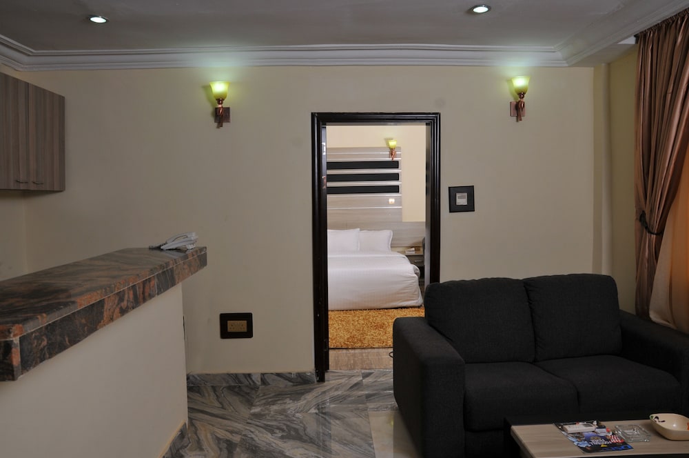 Hotel de Bently 28/50