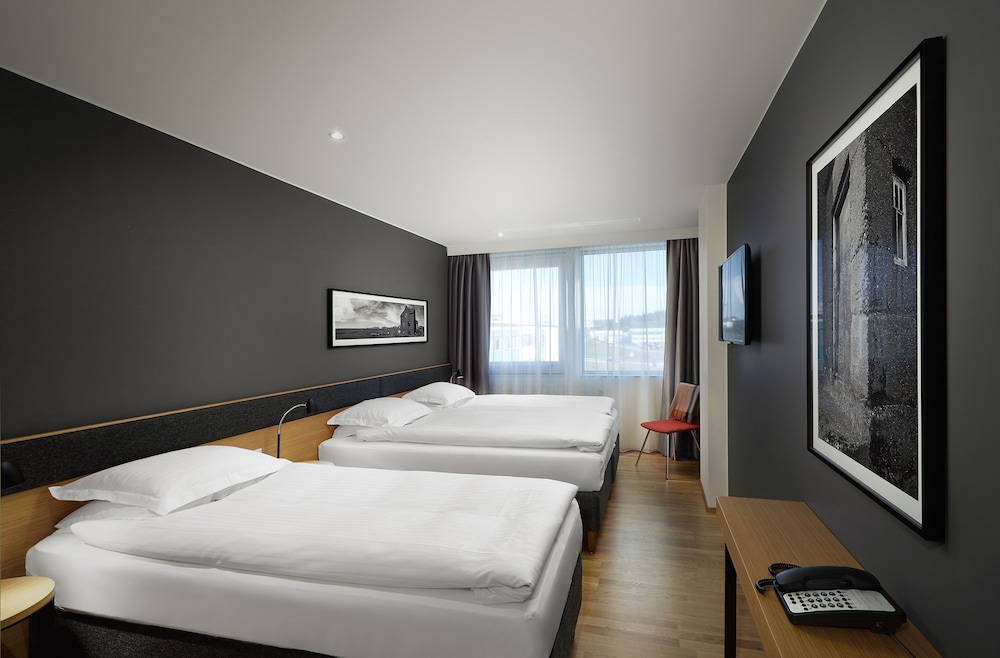 ROOM, TRIPLE