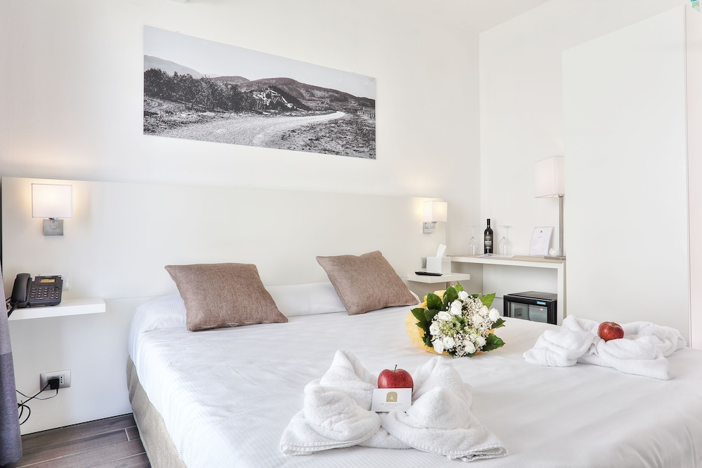 The Florence Hills Resort Spa 12/50