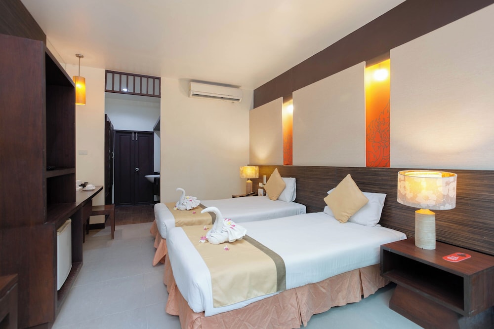 Courtyard, Studio, Twin Beds