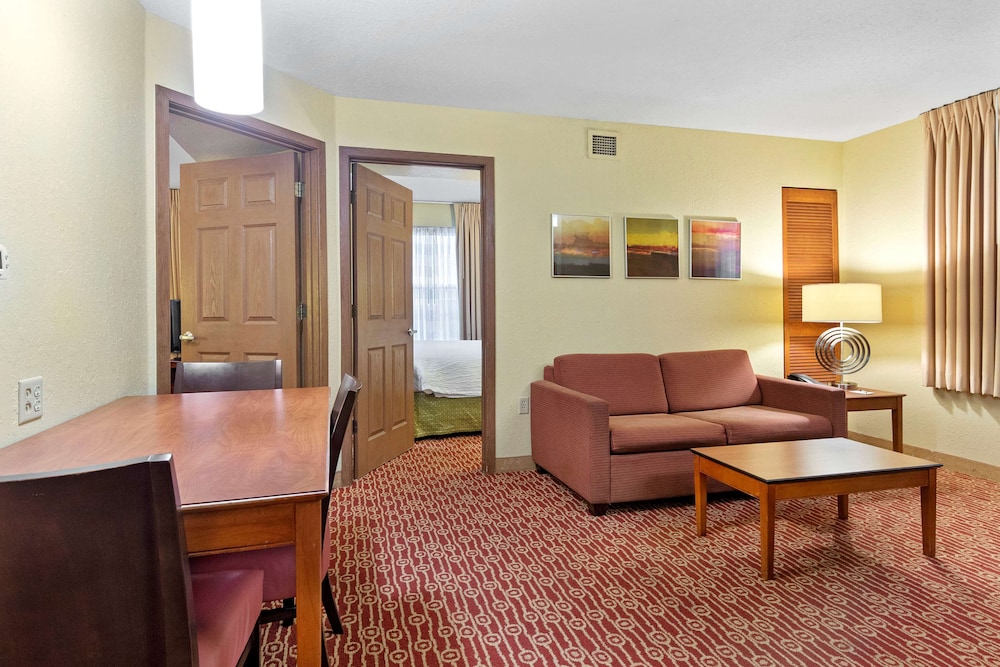 Towneplace Suites Richmond 24/47