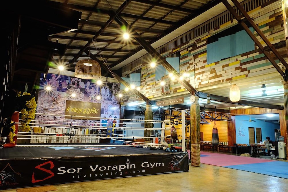 Sor Vorapin Muay Thai Home 53/60