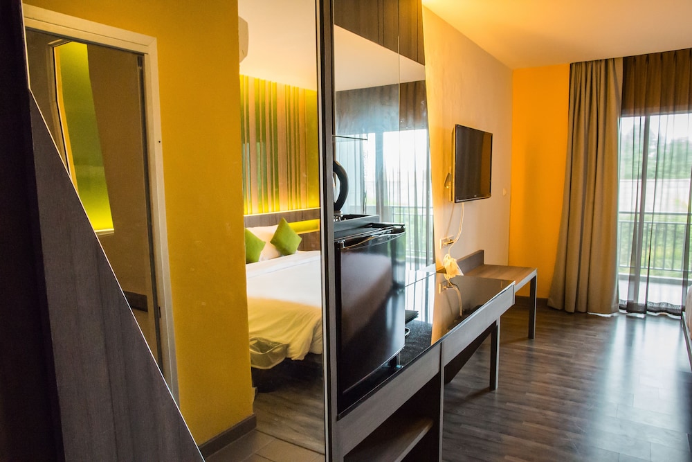 Lantana Pattaya Hotel And Resort 54/76