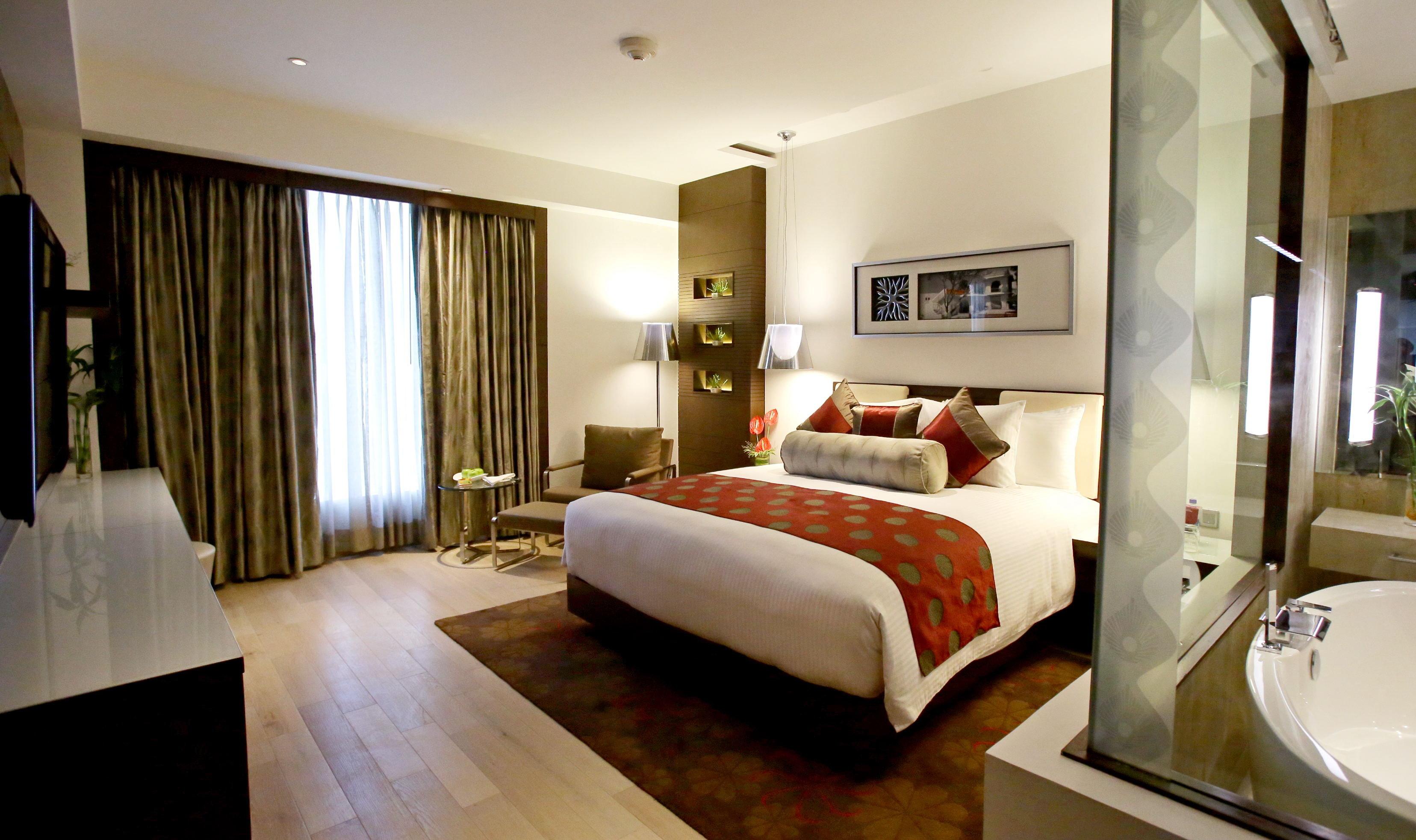 جناح تنفيذي بغرفة نوم واحدة، CROWNE PLAZA GREATER NOIDA 2/8
