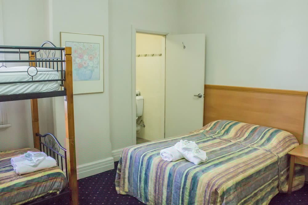 Gardners Inn Hotel 5/53
