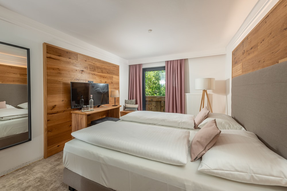 HOTEL STADTTOR 7/50