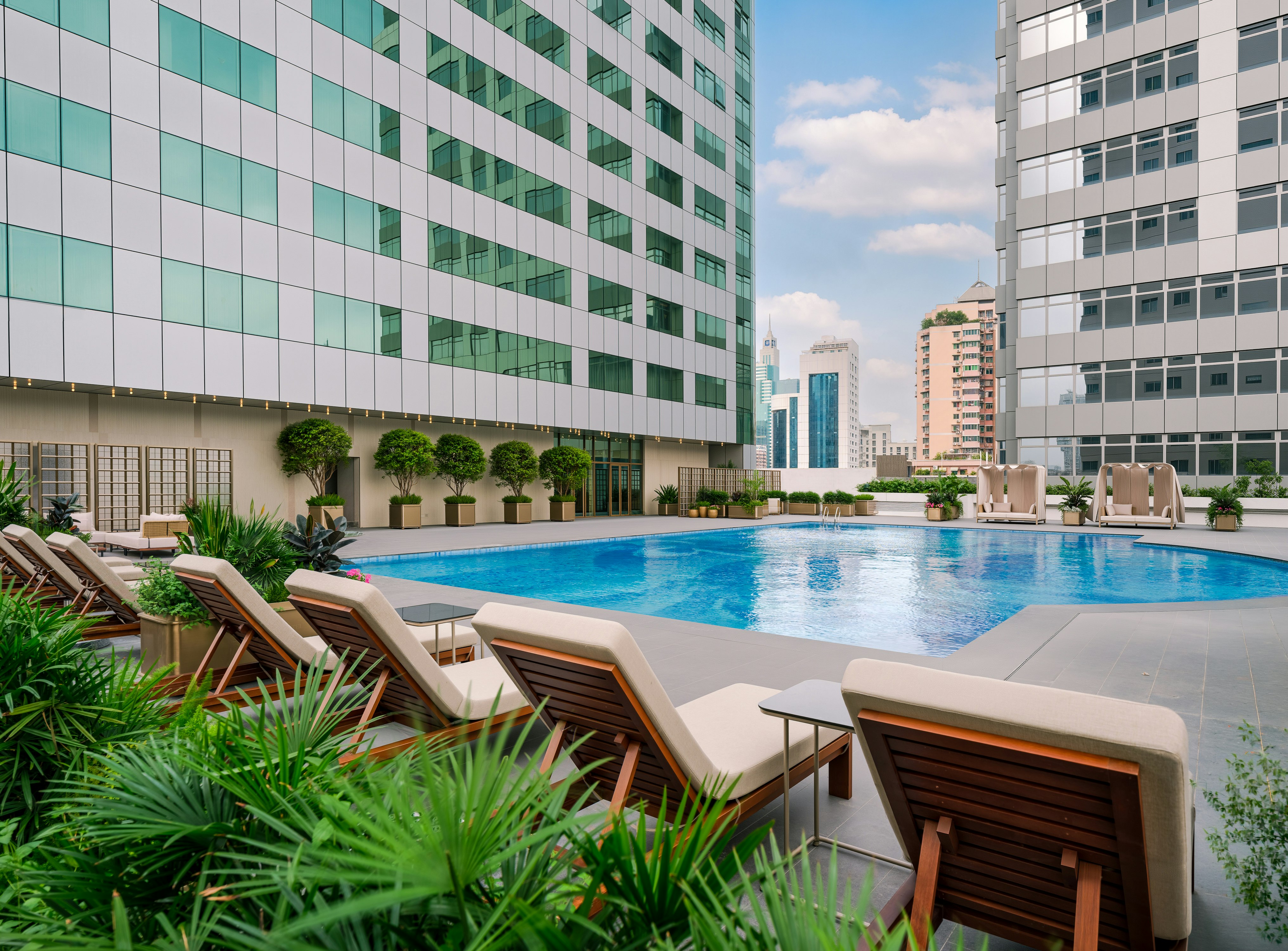 Canton Hotel Guangzhou, Tapestry Collection by Hilton 48/50